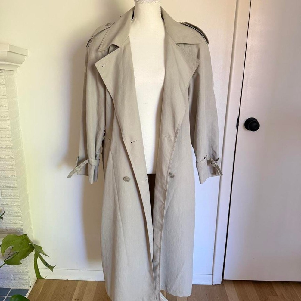 London Fog beige trench coat with belt